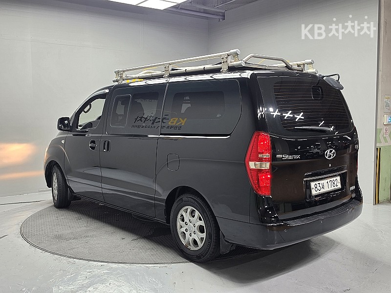 Hyundai Starex — miniaturë 4