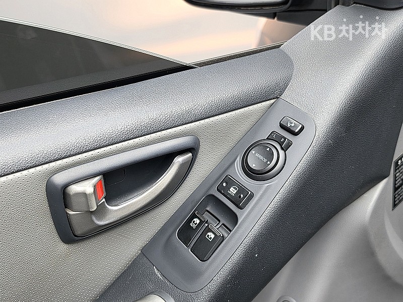 Hyundai Starex — miniaturë 6