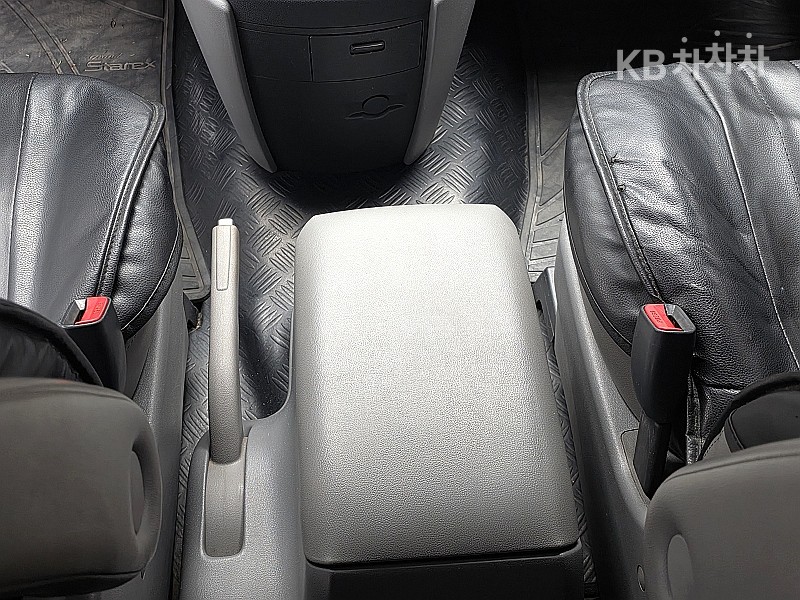 Hyundai Starex — miniaturë 10