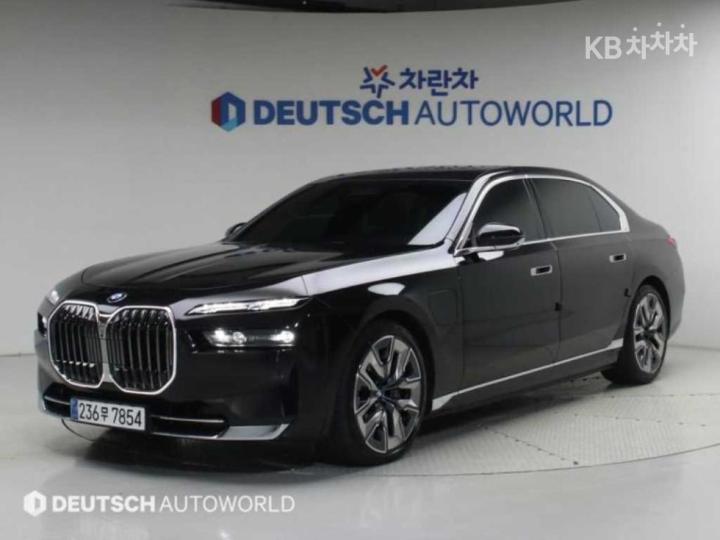 BMW 7er 750e xDrive DPE Executive — foto 1