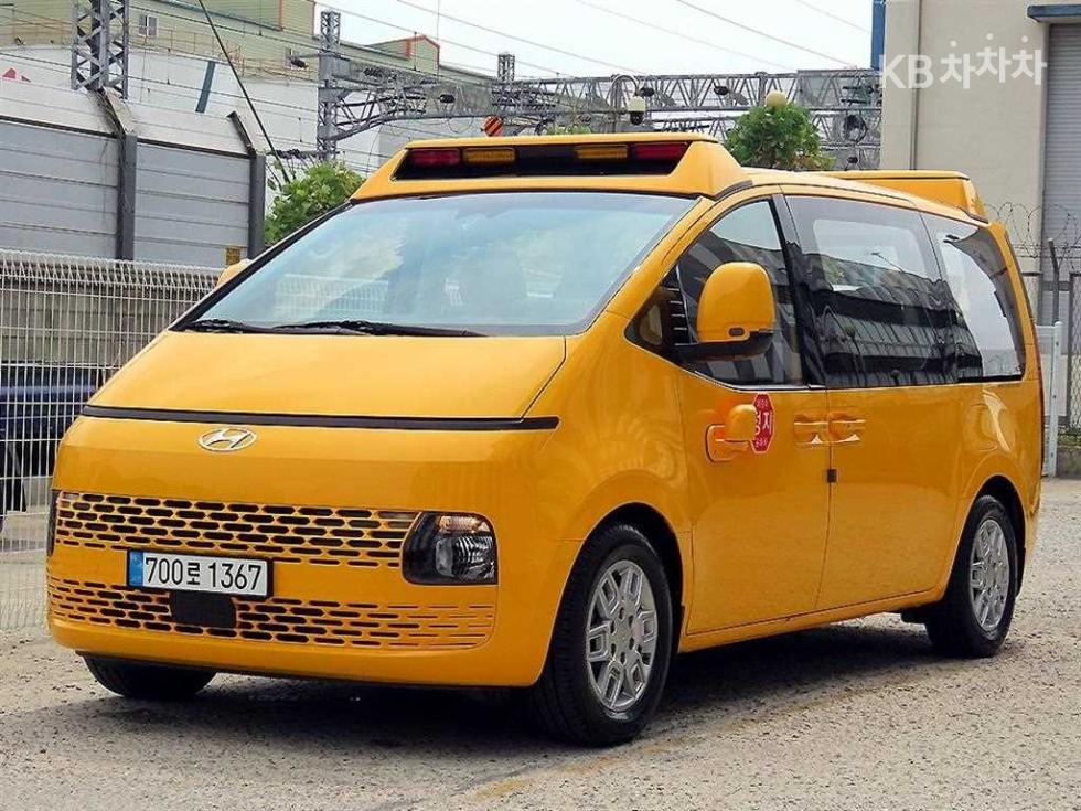 Hyundai Staria — miniaturë 2