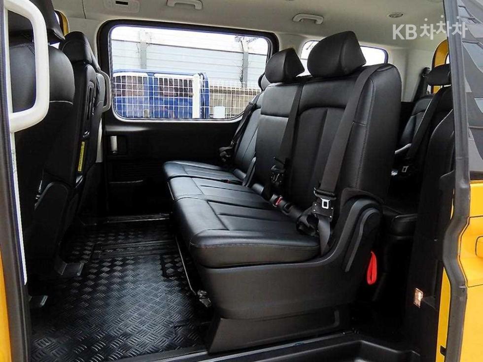 Hyundai Staria — miniaturë 6