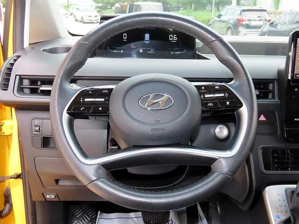 Hyundai Staria — miniaturë 9