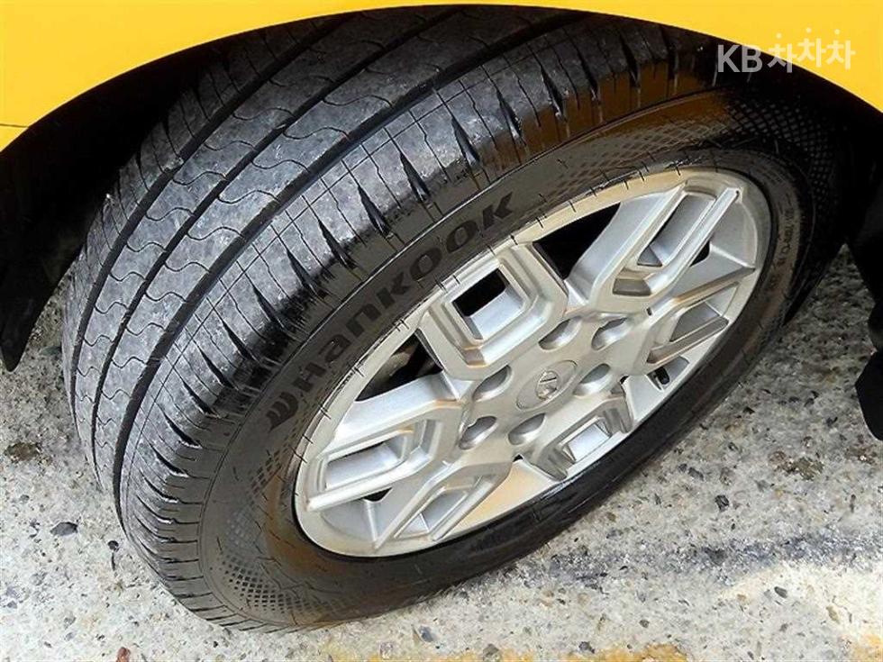 Hyundai Staria — miniaturë 20