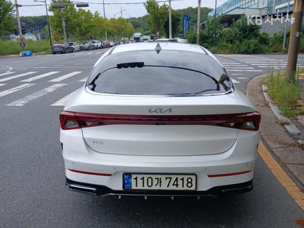 Kia K5 — miniaturë 3