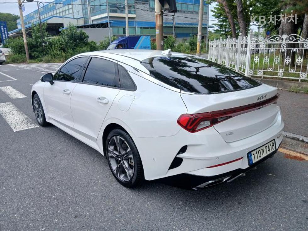 Kia K5 — miniaturë 4