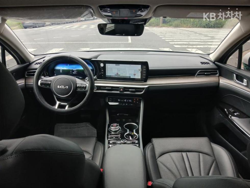 Kia K5 — miniaturë 8