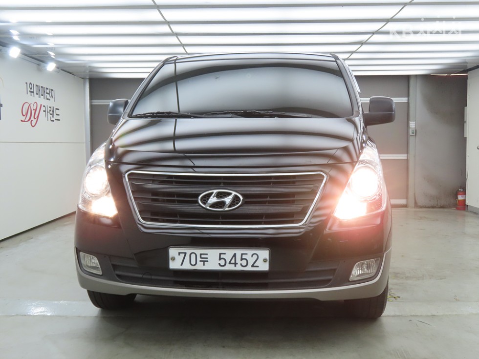 Hyundai Starex — miniaturë 2