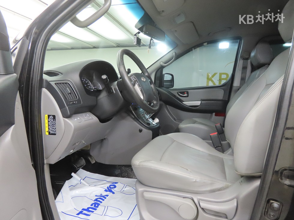 Hyundai Starex — miniaturë 5