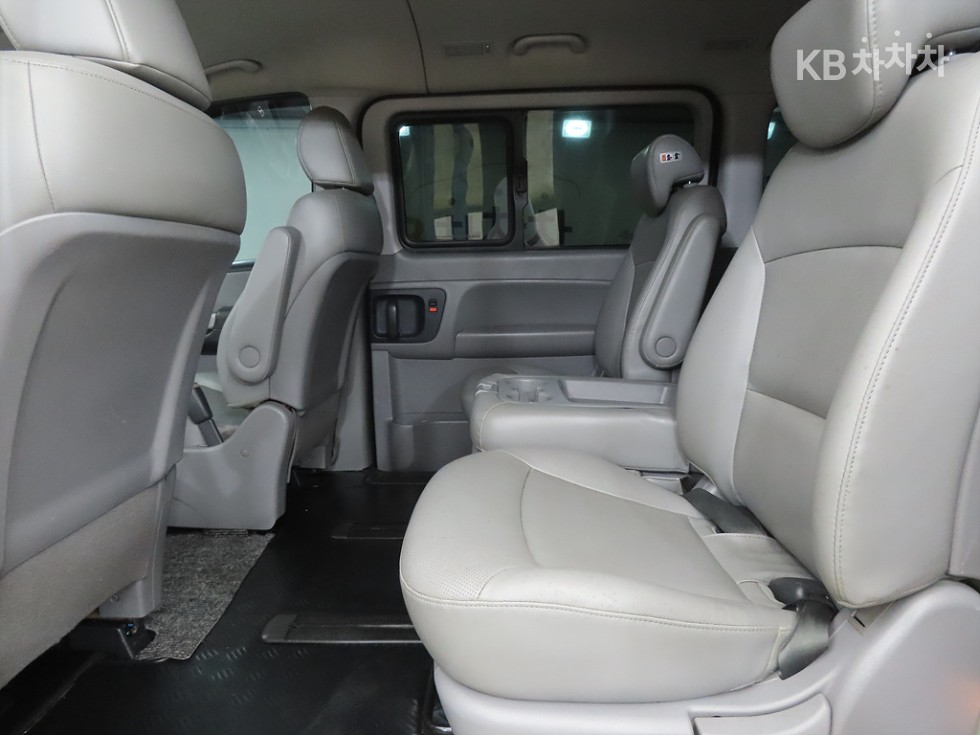 Hyundai Starex — miniaturë 6