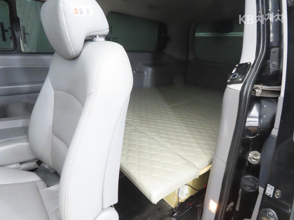 Hyundai Starex — miniaturë 7