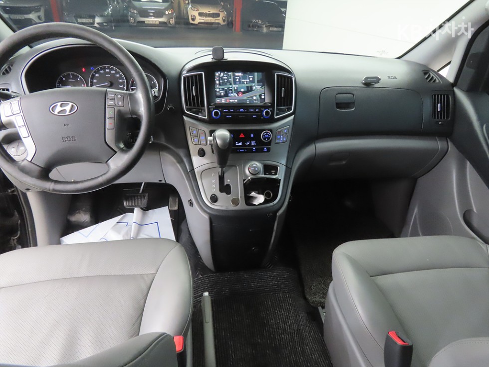 Hyundai Starex — miniaturë 8