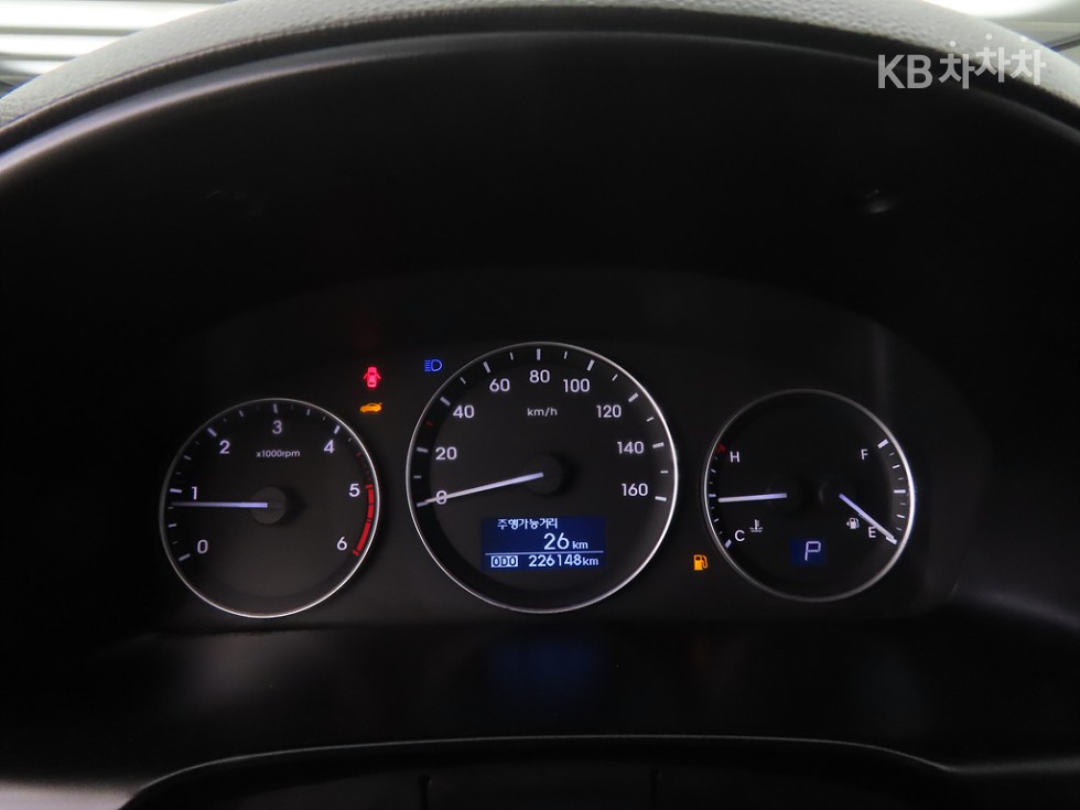 Hyundai Starex — miniaturë 10