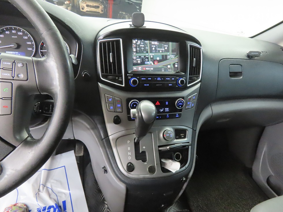Hyundai Starex — miniaturë 11