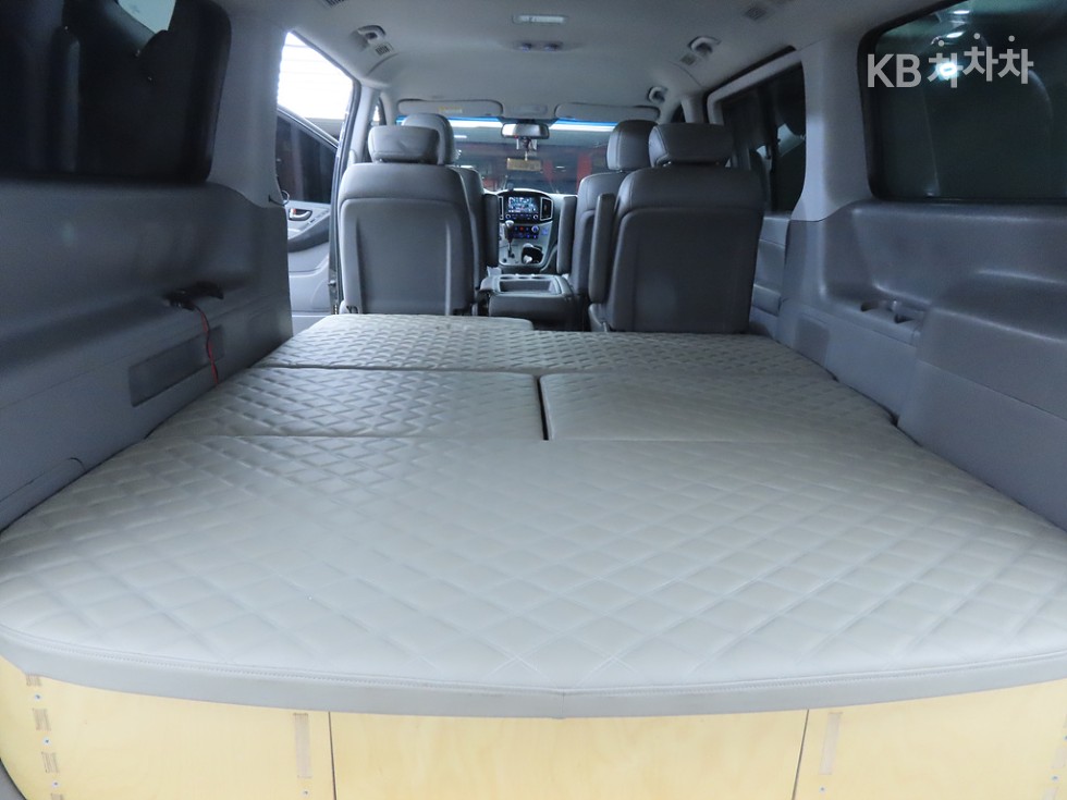 Hyundai Starex — miniaturë 15