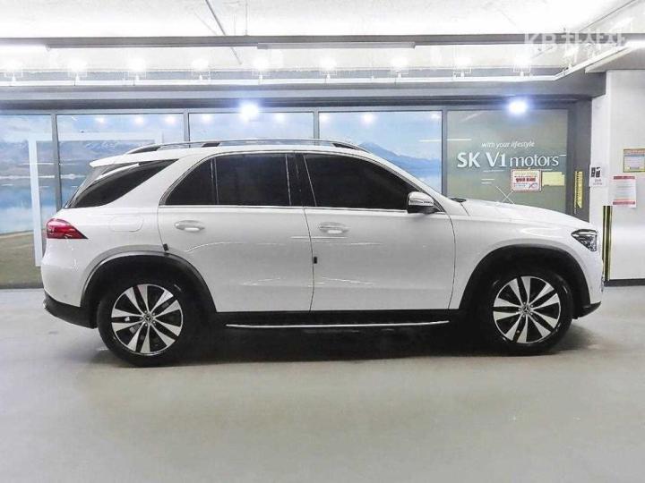 Mercedes-Benz GLE — miniaturë 3
