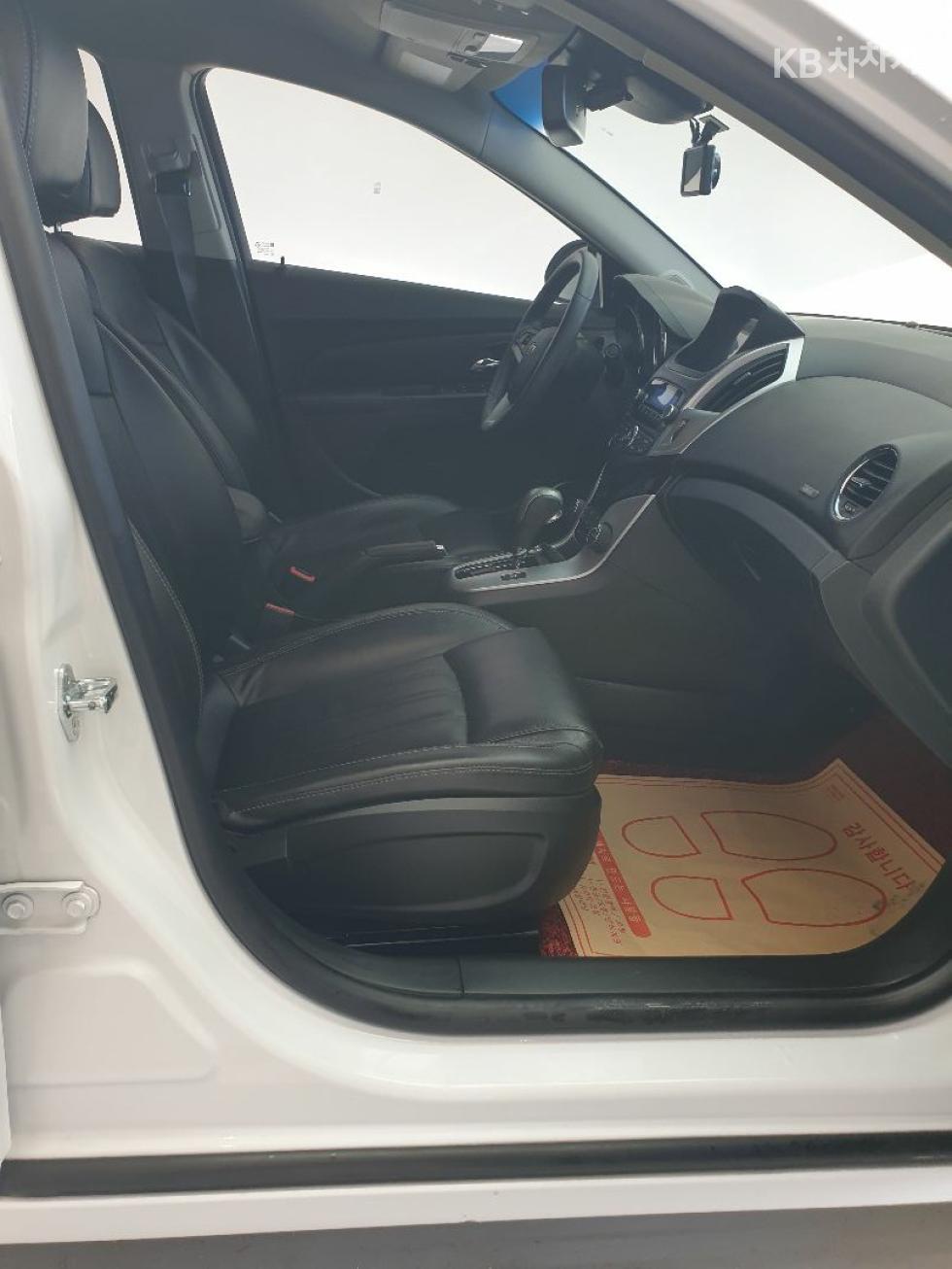 Chevrolet Cruze — miniaturë 8