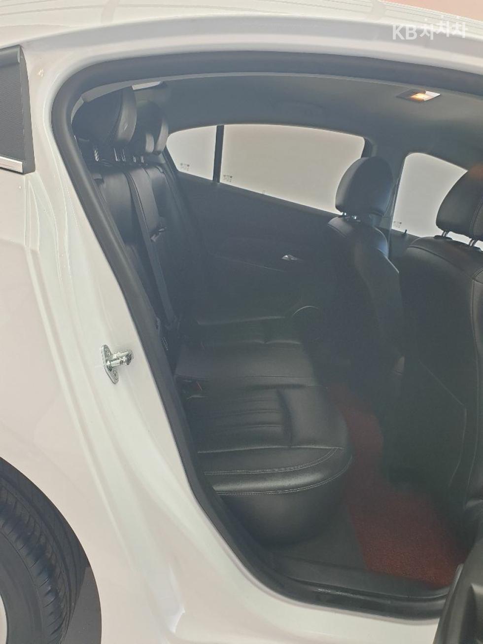 Chevrolet Cruze — miniaturë 9