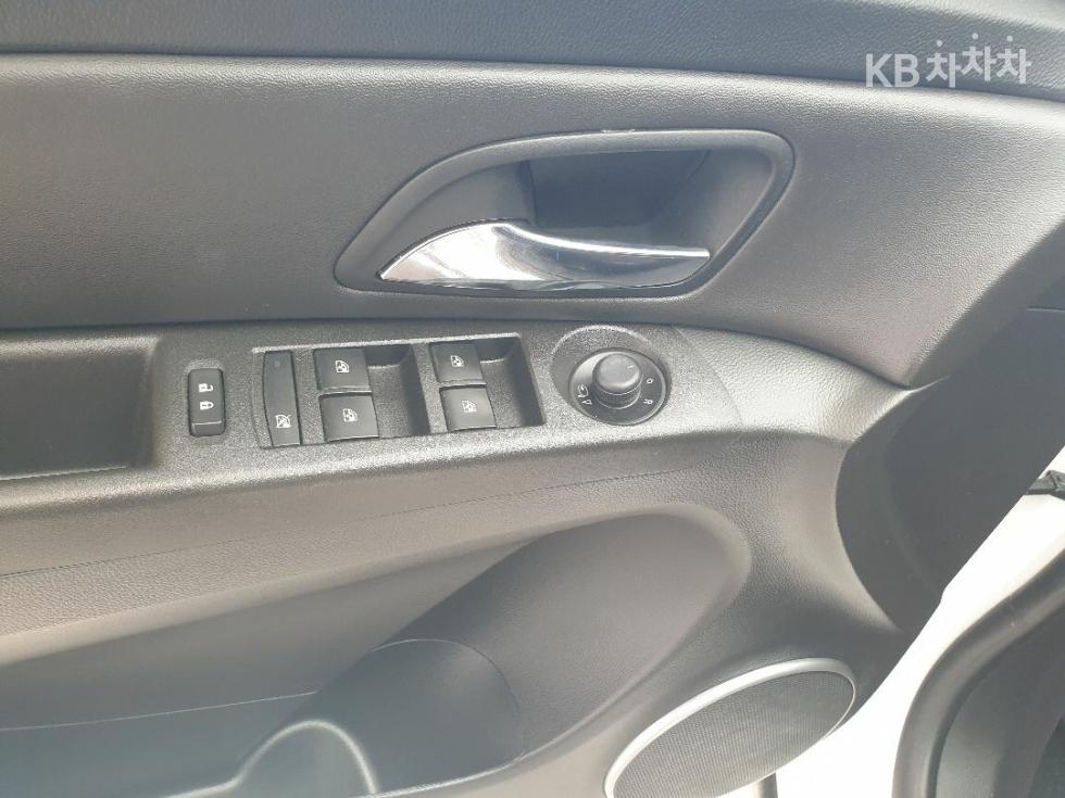 Chevrolet Cruze — miniaturë 10