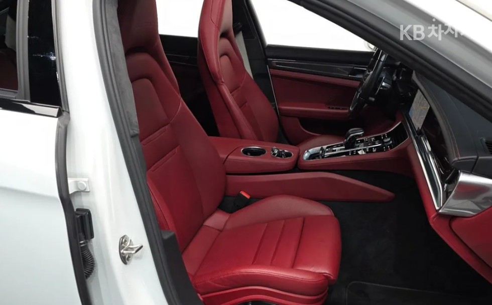 Porsche Panamera — miniaturë 9