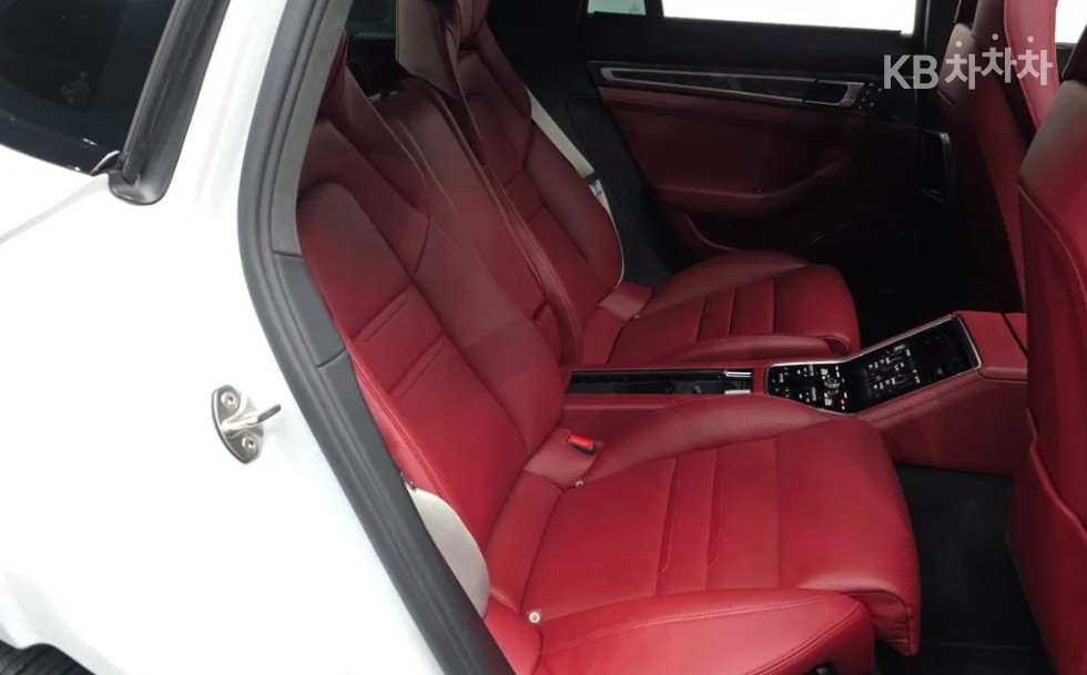 Porsche Panamera — miniaturë 10