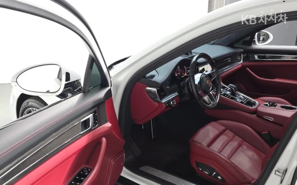 Porsche Panamera — miniaturë 11