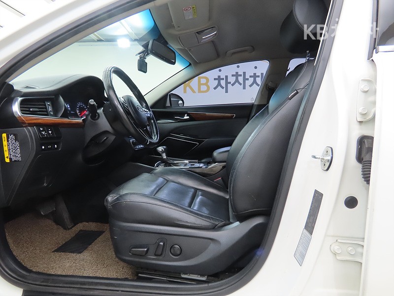 Kia K7 — miniaturë 5