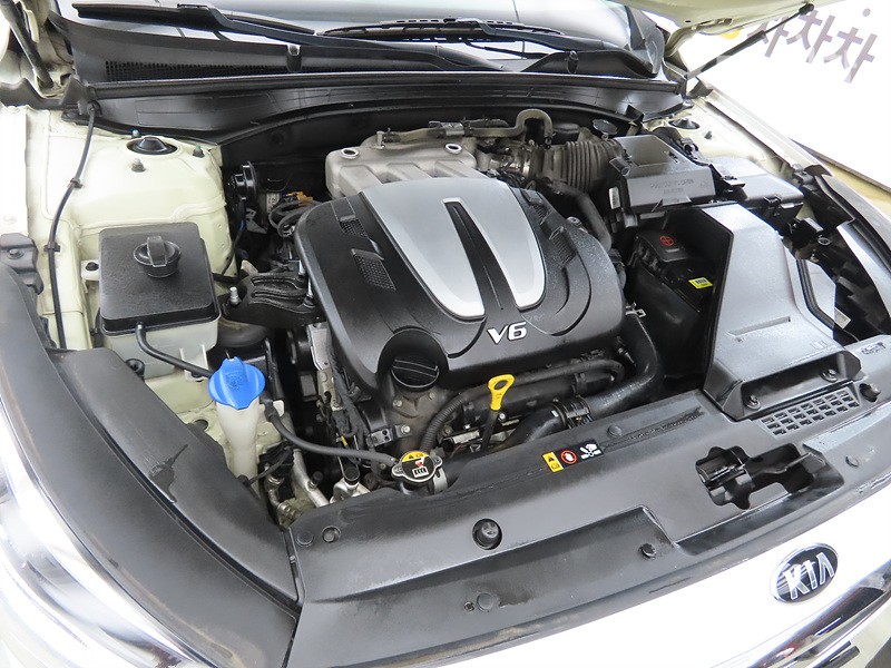 Kia K7 — miniaturë 19