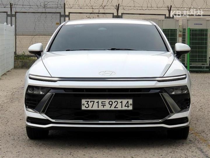 Hyundai Sonata 2.0 LPG 모빌리티 기본형 — foto 1