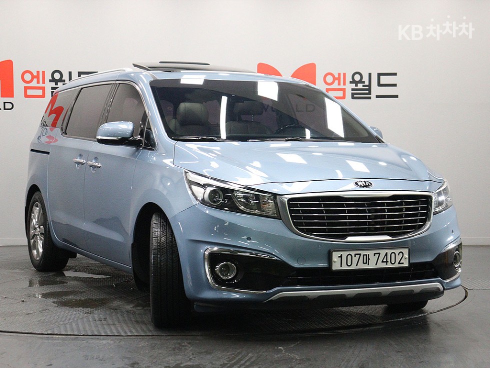 Kia Carnival — miniaturë 2
