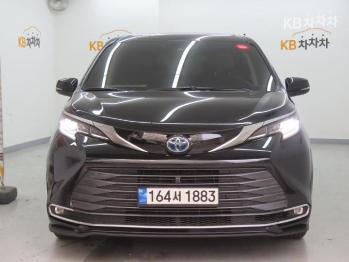 Toyota Sienna 2.5 하이브리드 2WD — foto 1