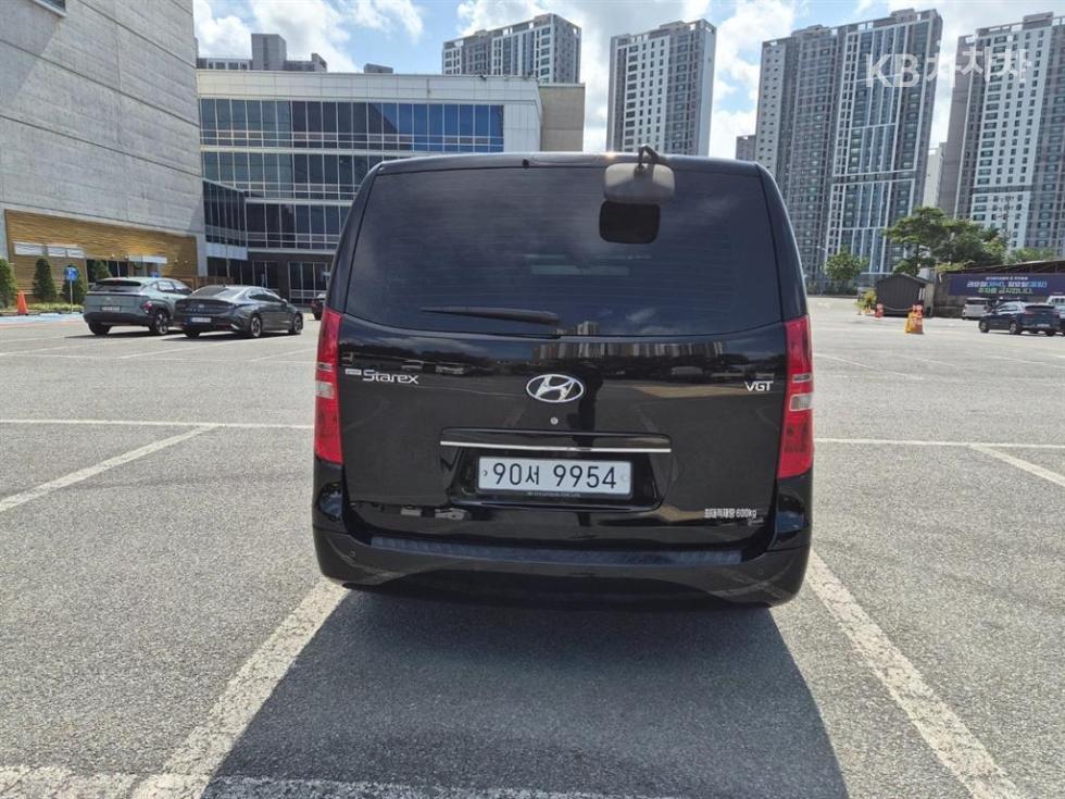Hyundai Starex — miniaturë 3