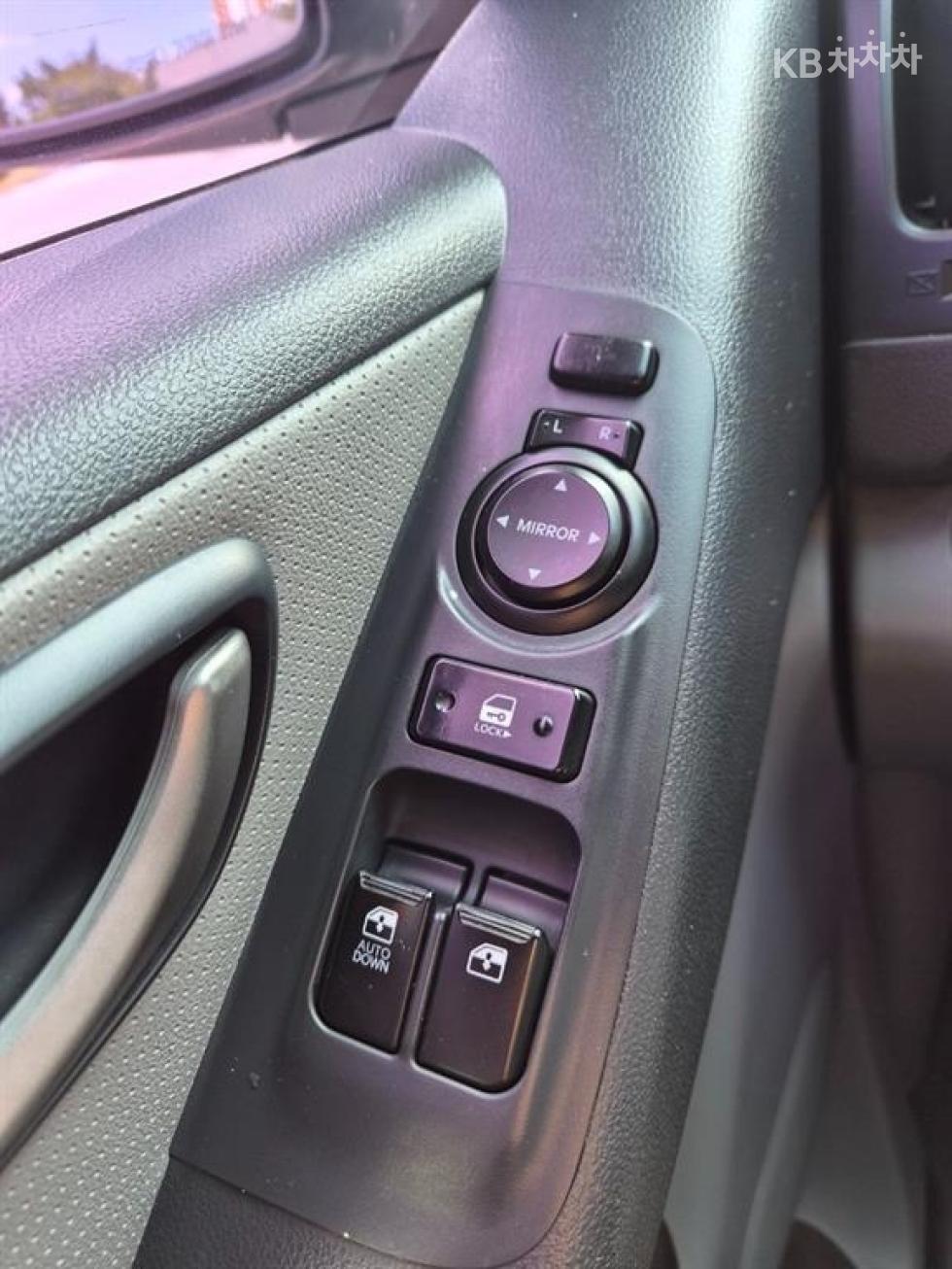 Hyundai Starex — miniaturë 9