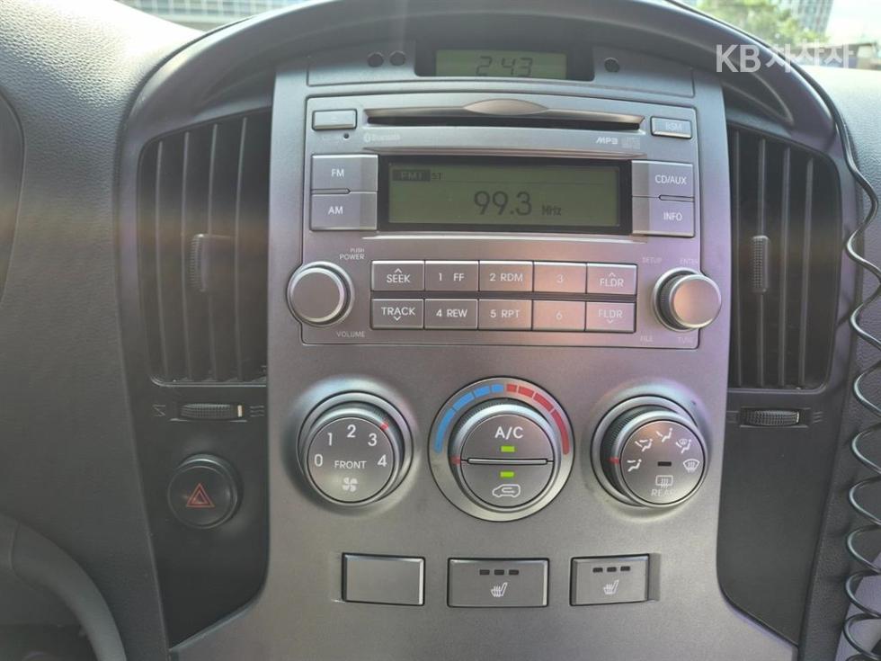 Hyundai Starex — miniaturë 11