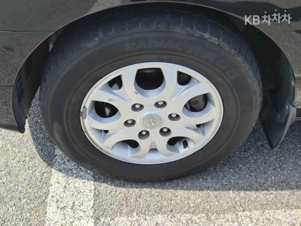 Hyundai Starex — miniaturë 16