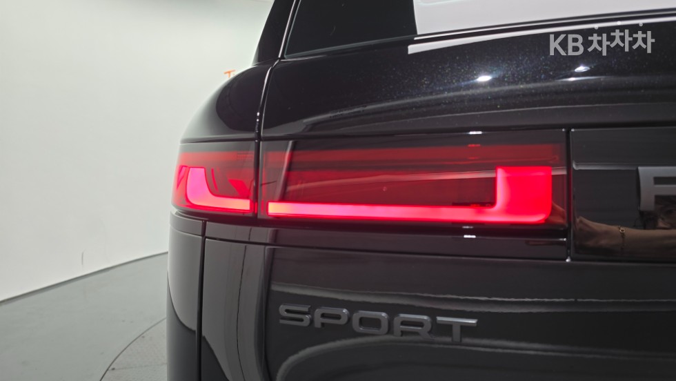 Land Rover Range Rover Sport — miniaturë 5