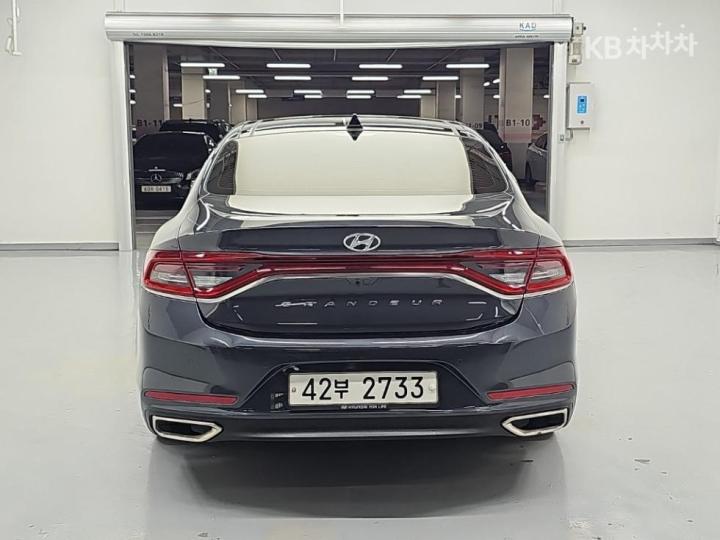 Hyundai Grandeur — miniaturë 3