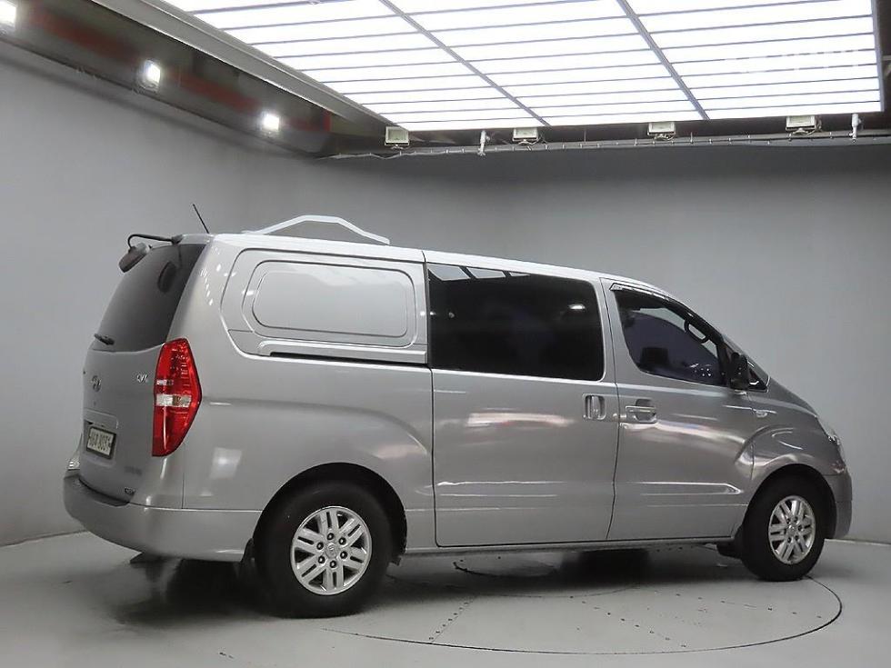 Hyundai Starex — miniaturë 4