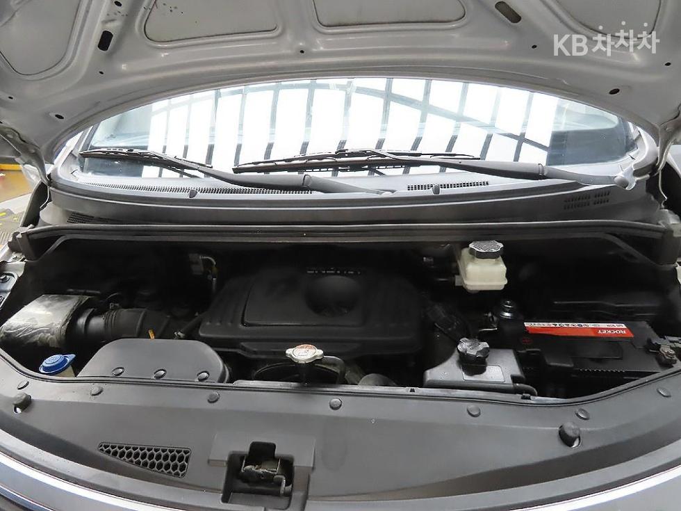 Hyundai Starex — miniaturë 7