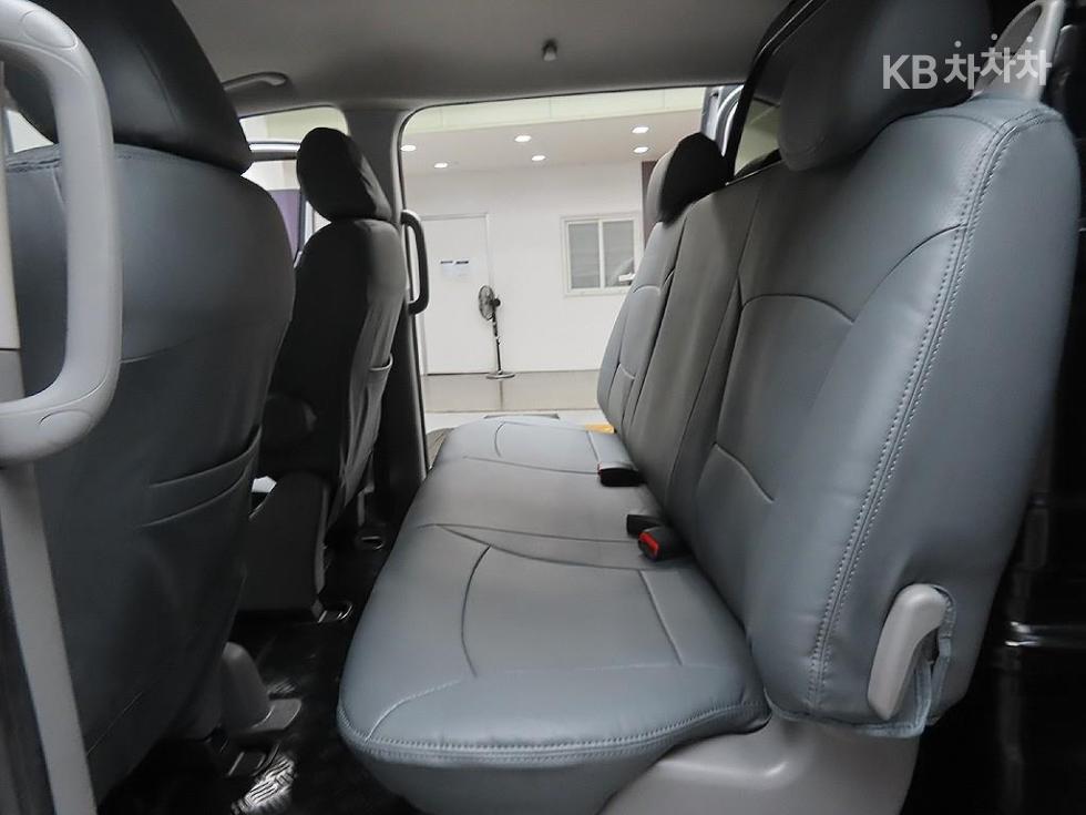 Hyundai Starex — miniaturë 9