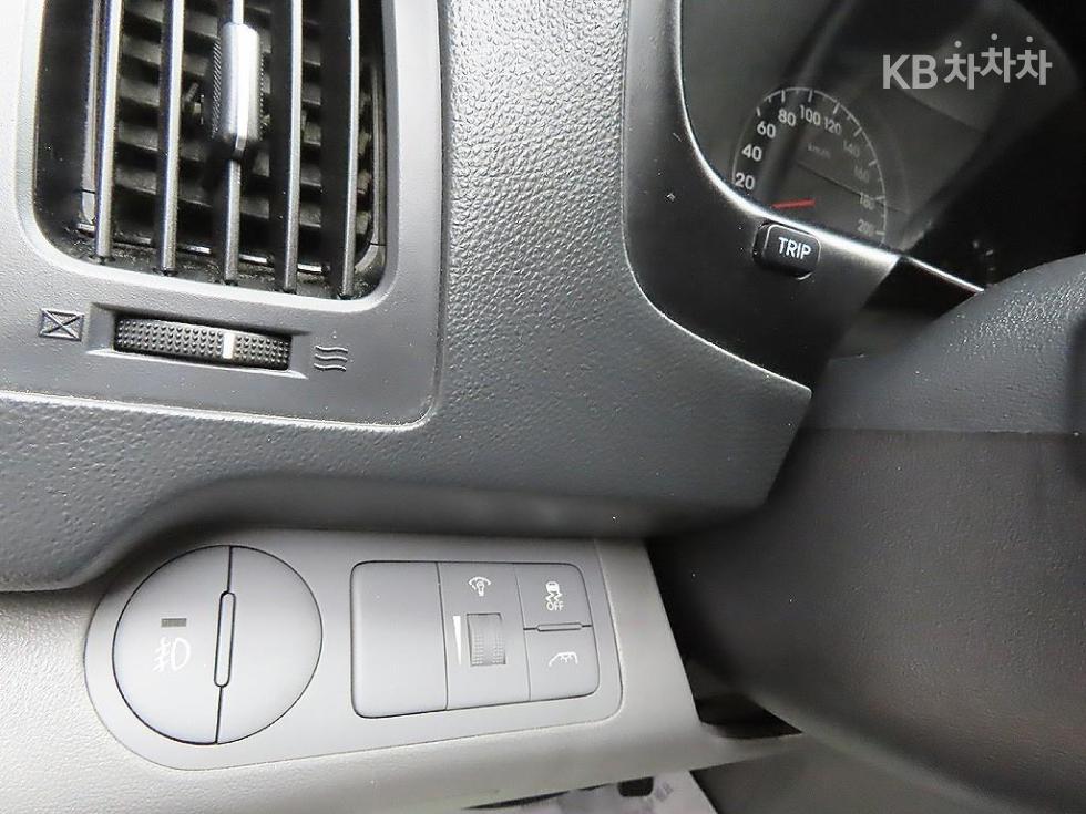 Hyundai Starex — miniaturë 14