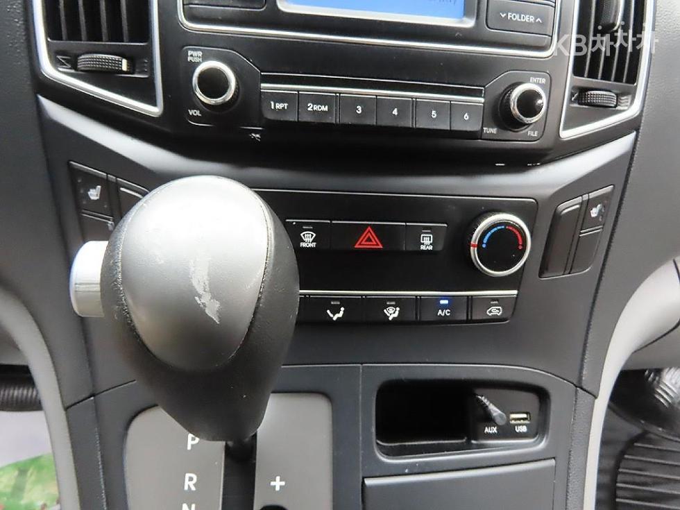 Hyundai Starex — miniaturë 16