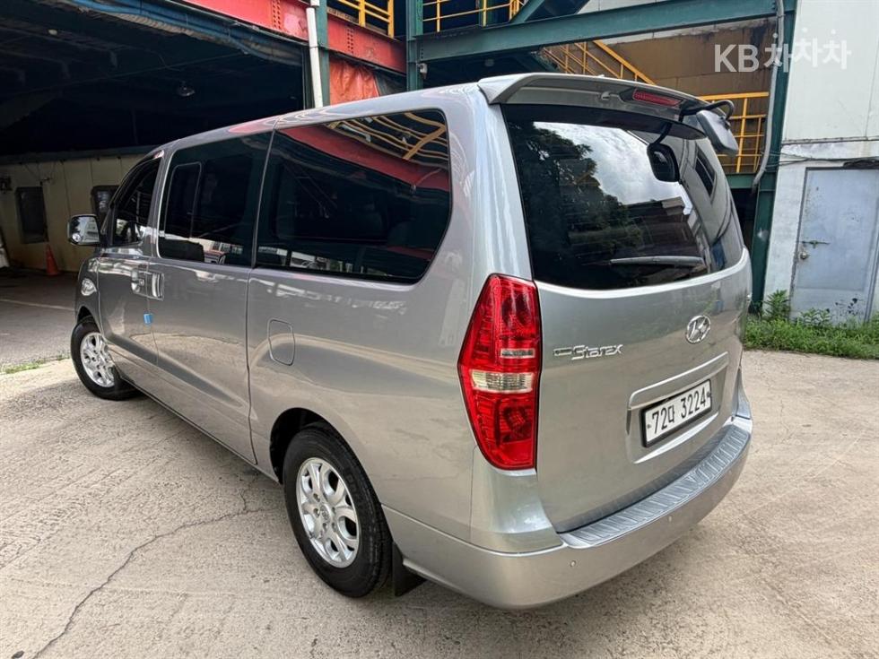 Hyundai Starex — miniaturë 2