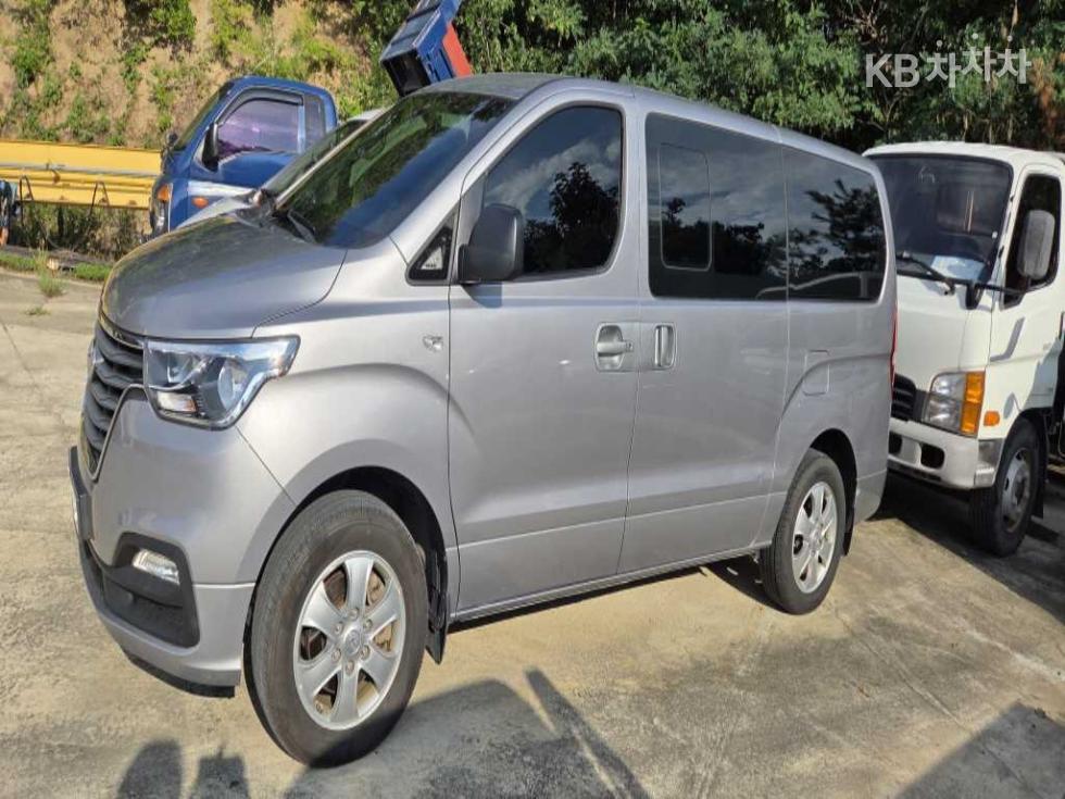 Hyundai Starex — miniaturë 2