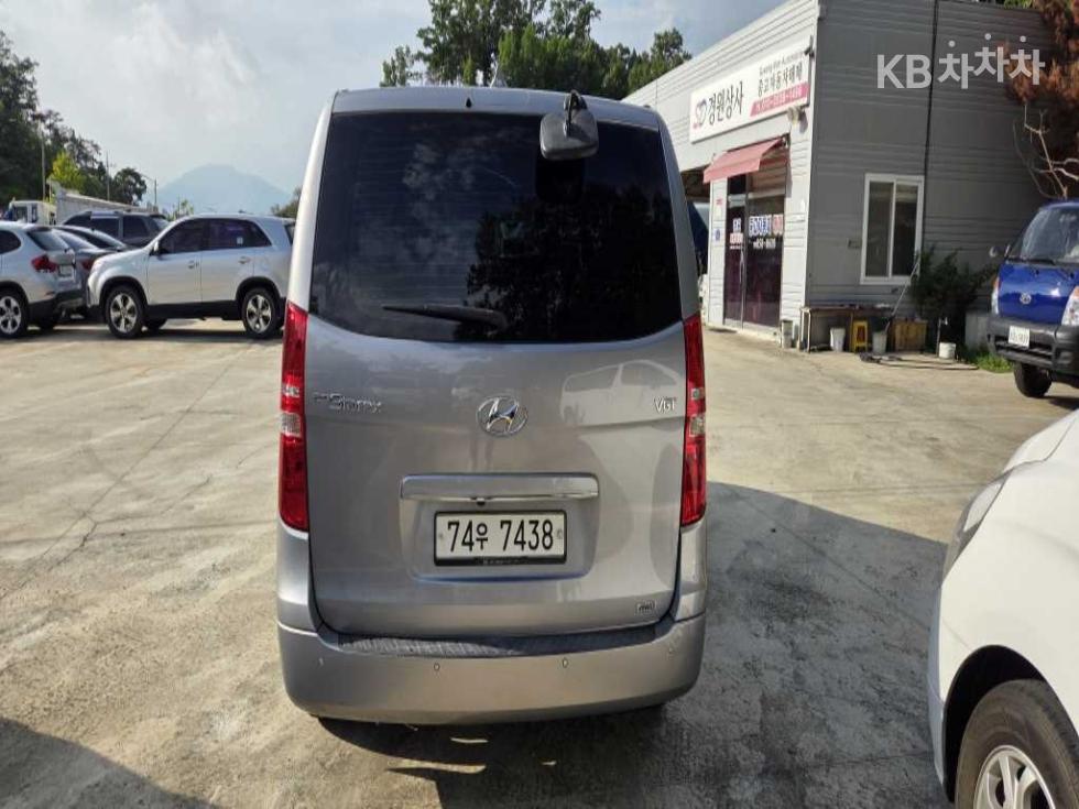 Hyundai Starex — miniaturë 3