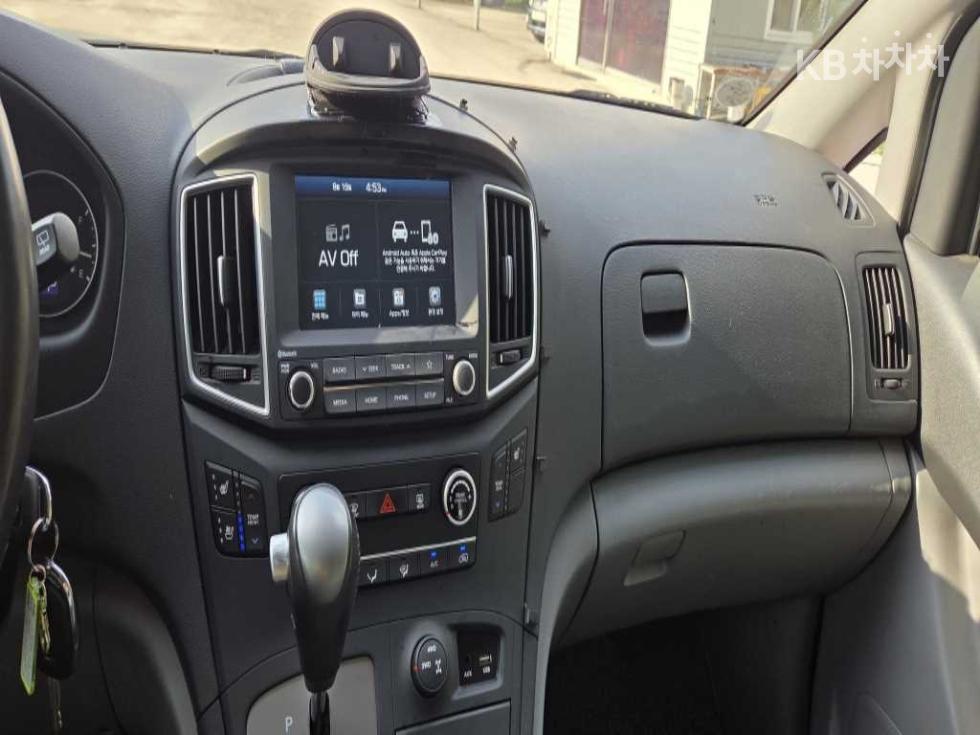 Hyundai Starex — miniaturë 8