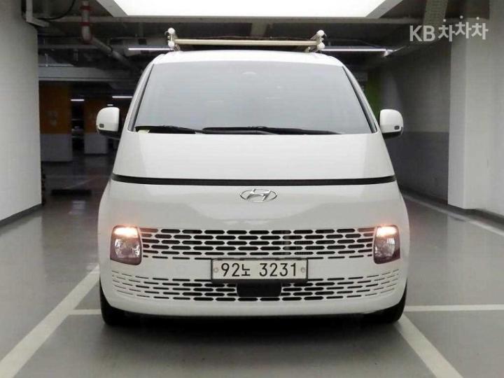 Hyundai Staria — miniaturë 2