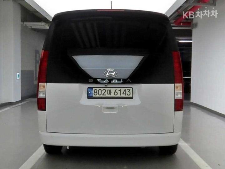 Hyundai Staria — miniaturë 3