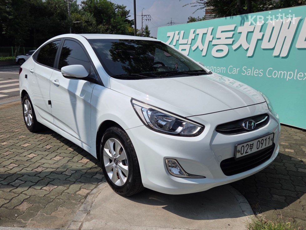 2016 hyundai accent 1.4 VVT modern