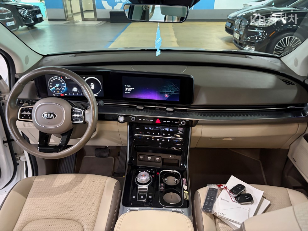 Kia Carnival — miniaturë 13